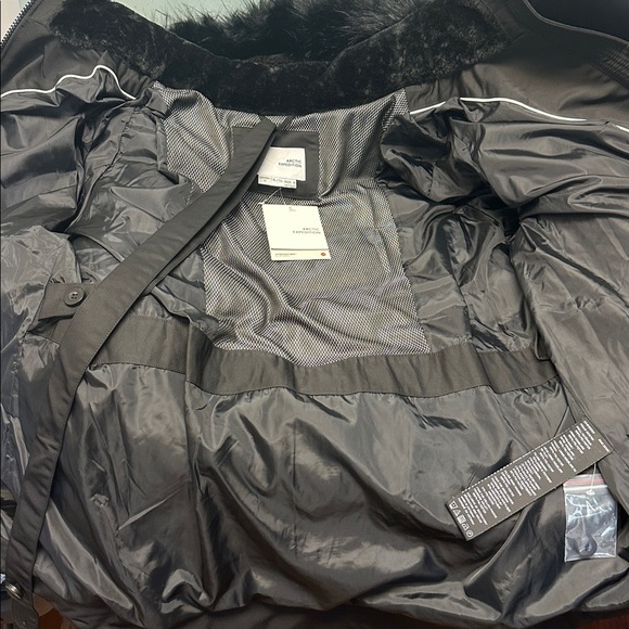 Arctic Expedition Curved Hem Down black Parka - Picture 6 of 7